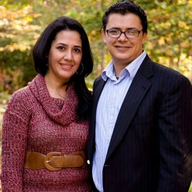 Erik y su esposa